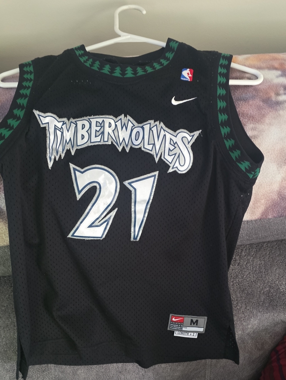 Vintage 90s Nike Kevin Garnett Timberwolves Tree Trim Version